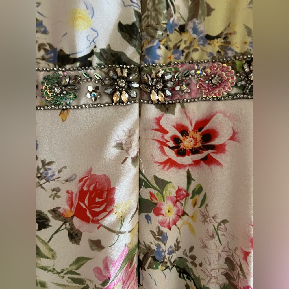FORMAL FLORAL MAXI DRESS - Picture 7 of 9